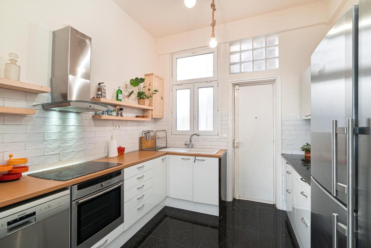 Spacious & Artistic Retro 2Bd Apt With Sauna Atenas Exterior foto
